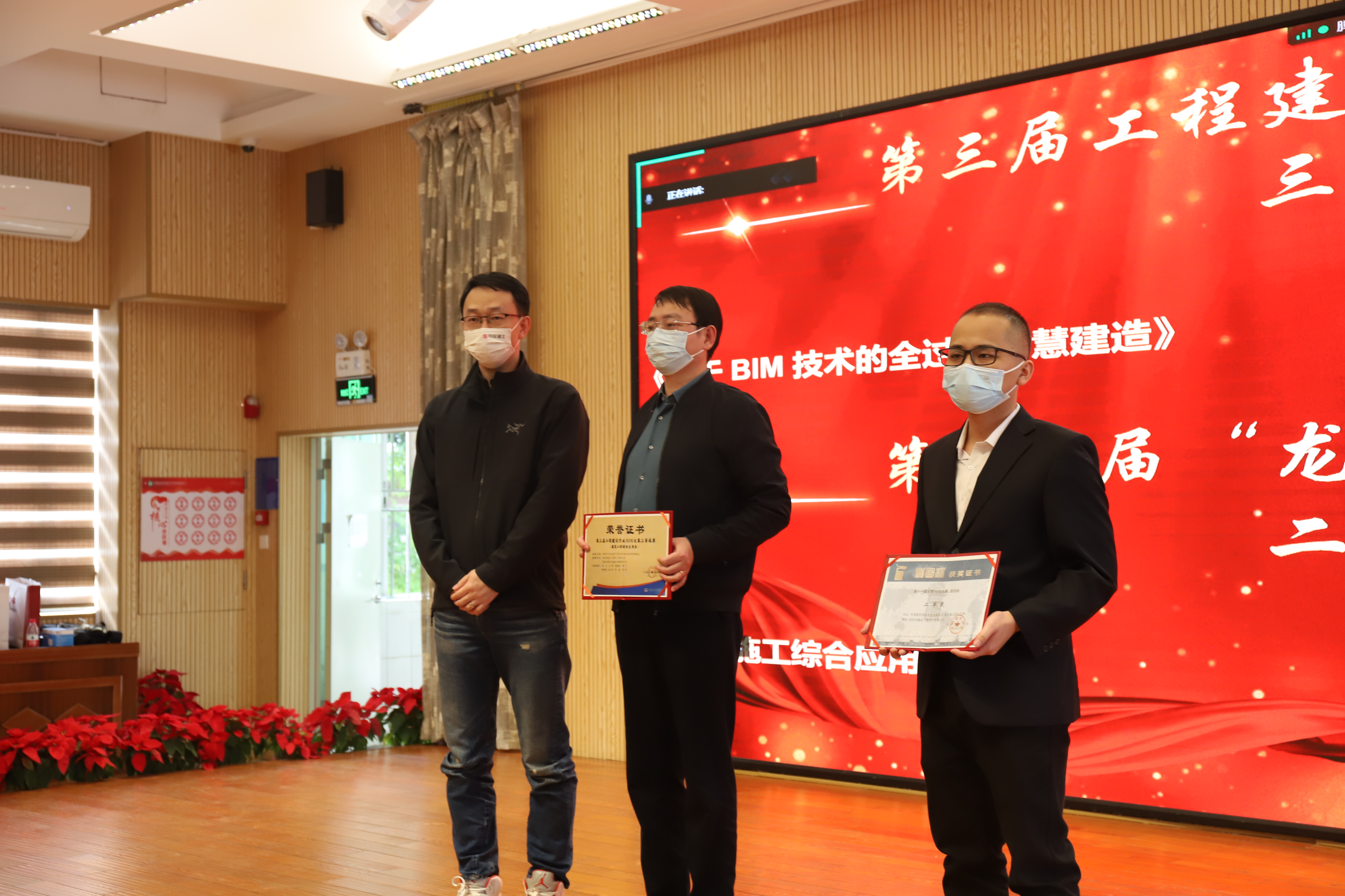 图片4.jpg 图片4.jpg
