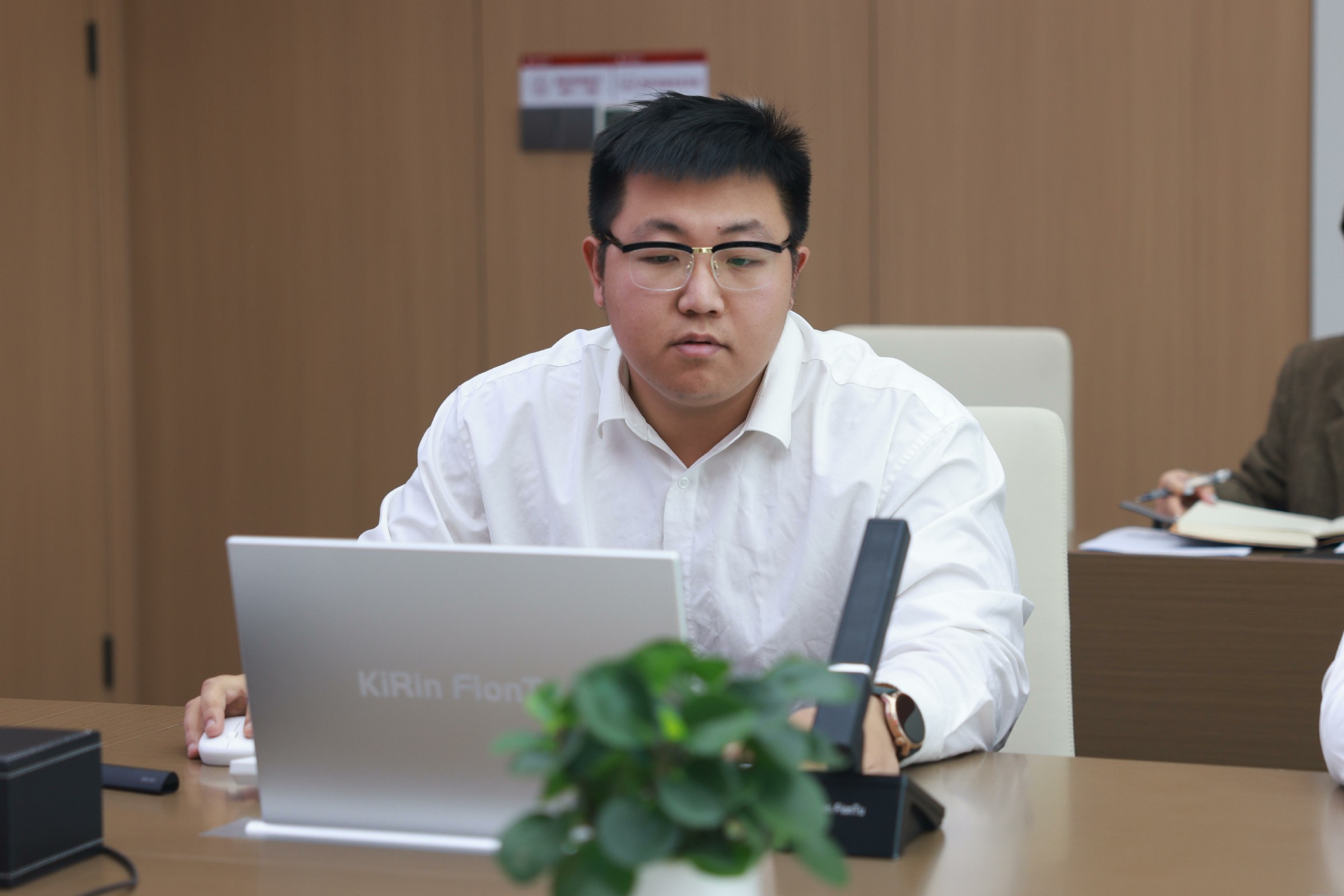工程管理中心见习两制管理岗王凇宁.jpg